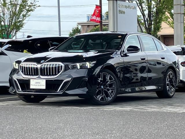 Bmw 5 SERIES 2025 — фото автомобиля