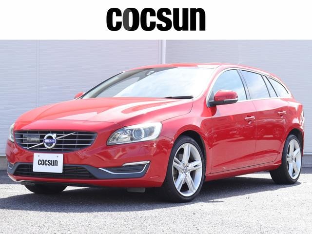 Volvo V60 2018 — фото автомобиля 1