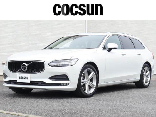 Volvo V90 2017 — фото автомобиля 1