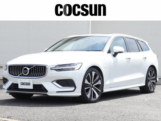 Volvo V60 2021 — фото автомобиля