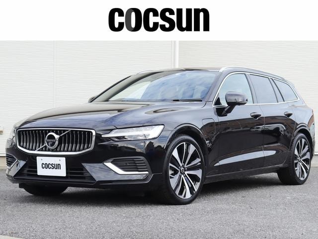 Volvo V60 2021 — фото автомобиля 1
