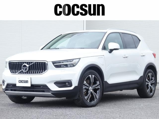 Volvo XC40 2020 — фото автомобиля 1