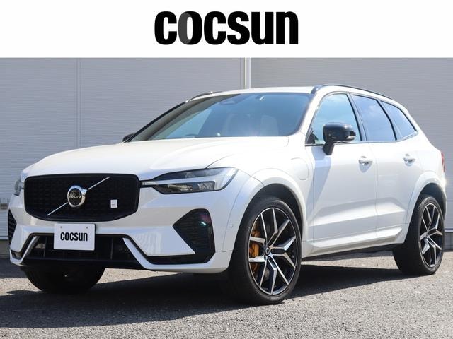 Volvo XC60 2021 — фото автомобиля