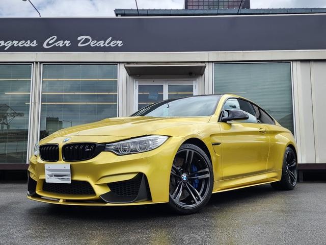 Bmw M4 2014 — фото автомобиля