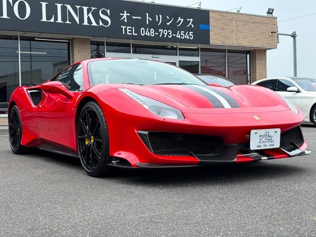 Ferrari 488PISTA 2019 — фото автомобиля