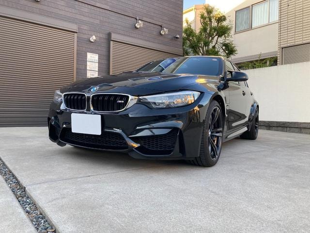 Bmw M3 2019 — фото автомобиля