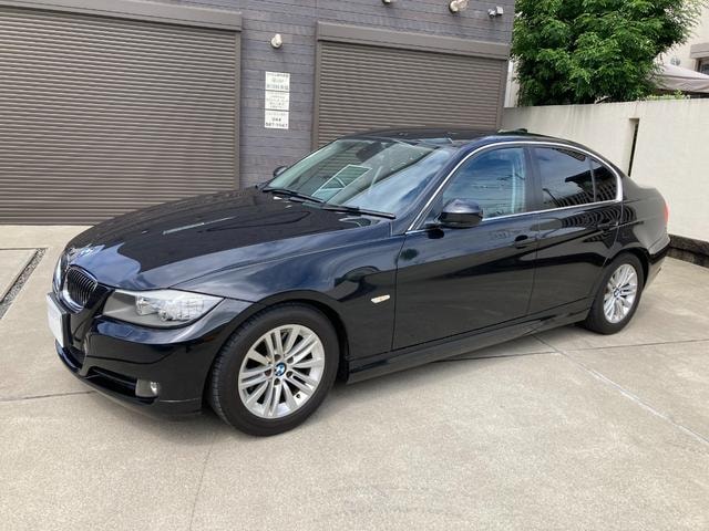 Bmw 3 SERIES 2011 — фото автомобиля