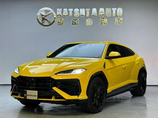 Lamborghini URUS 2025 — фото автомобиля