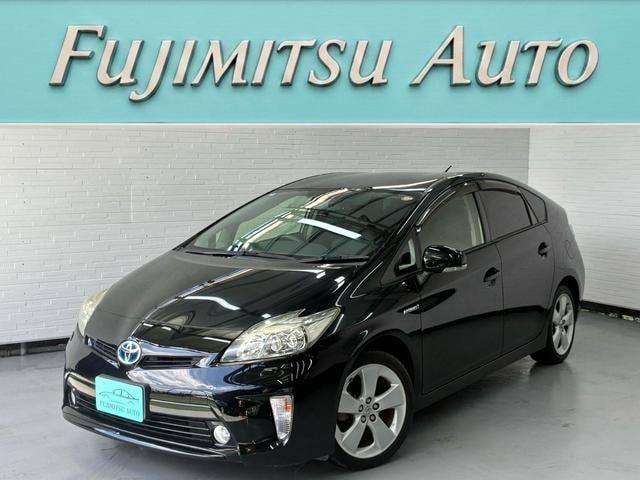 Toyota PRIUS 2014 — фото автомобиля 1