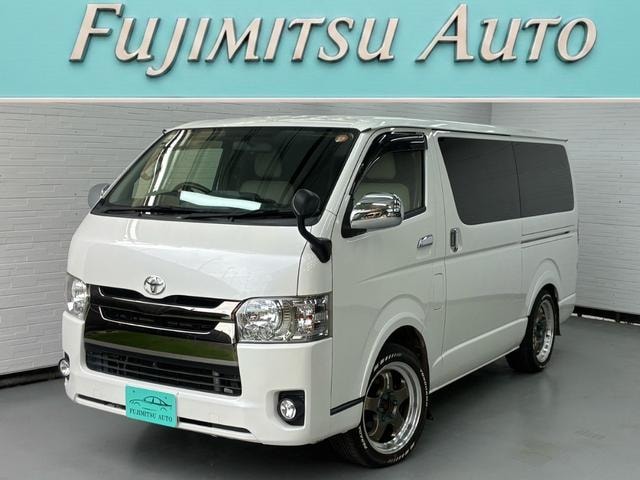 Toyota HIACE VAN 2017 — фото автомобиля 1