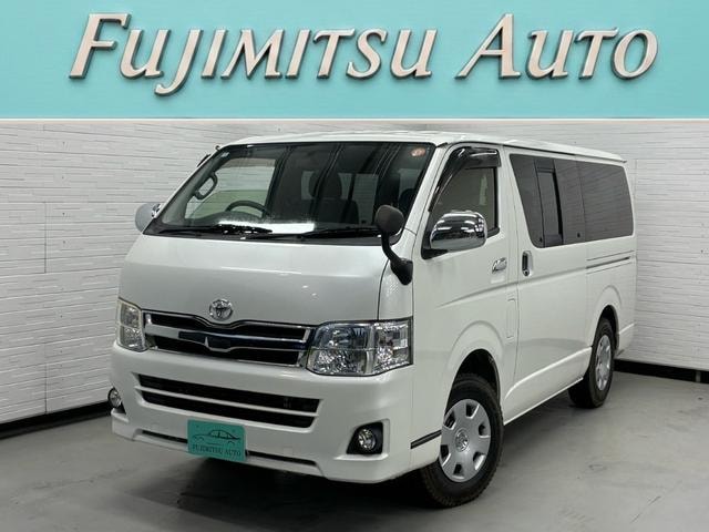 Toyota HIACE VAN 2014 — фото автомобиля