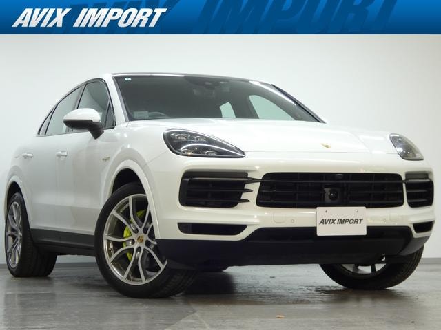 Porsche CAYENNE COUPE 2020 — фото автомобиля