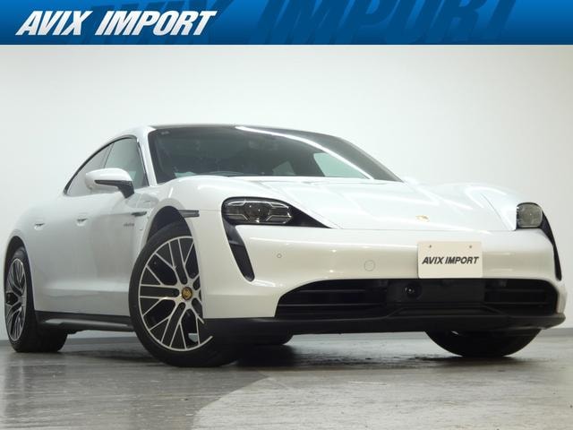 Porsche TAYCAN 2022 — фото автомобиля 1