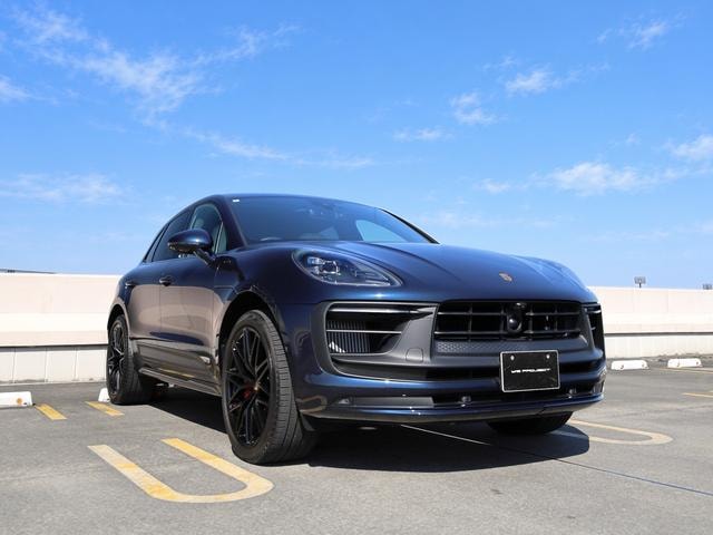 Porsche MACAN 2022 — фото автомобиля