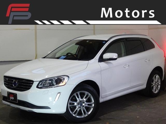 Volvo XC60 2013 — фото автомобиля 1