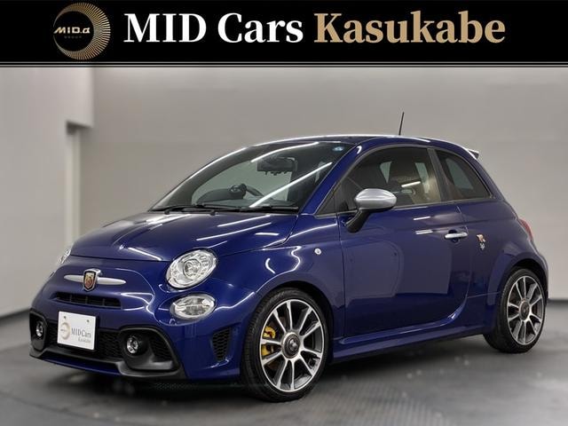 Abarth 595 2022 — фото автомобиля 1