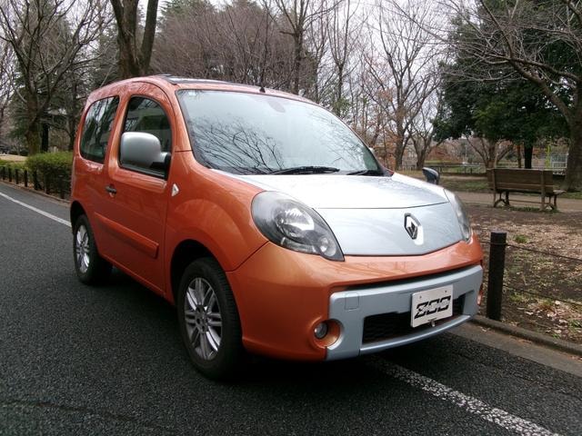 Renault KANGOO BEBOP 2010 — фото автомобиля 1