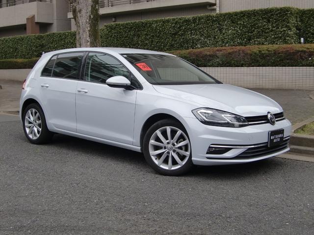 Volkswagen GOLF 2018 — фото автомобиля 1