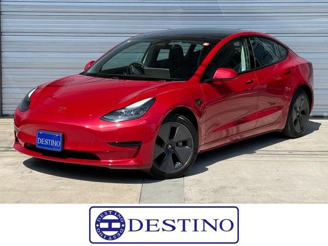 Tesla MODEL 3 2022 — фото автомобиля 1