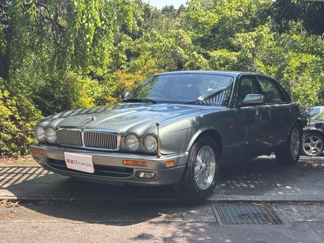 Jaguar XJ 1995 — фото автомобиля