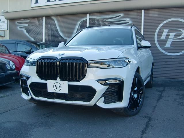 Bmw X7 2020 — фото автомобиля 1