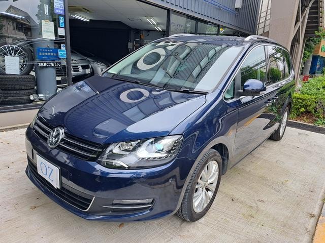 Volkswagen SHARAN 2013 — фото автомобиля 1