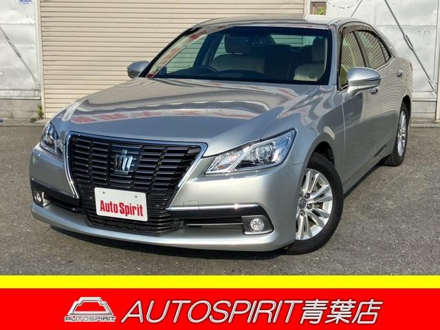 Toyota CROWN 2013 — фото автомобиля