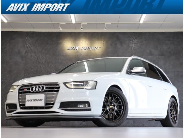 Audi S4 AVANT 2012 — фото автомобиля