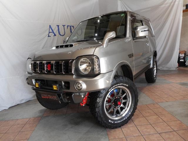 Suzuki JIMNY 2015 — фото автомобиля 1