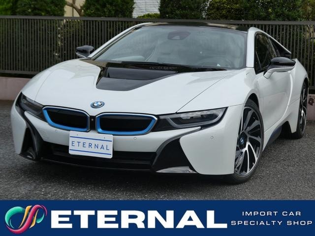 Bmw i8 2014 — фото автомобиля 1