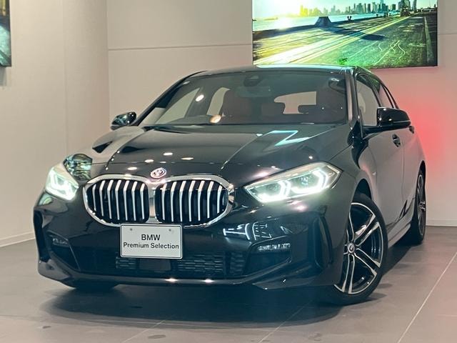 Bmw 1 SERIES 2023 — фото автомобиля 1