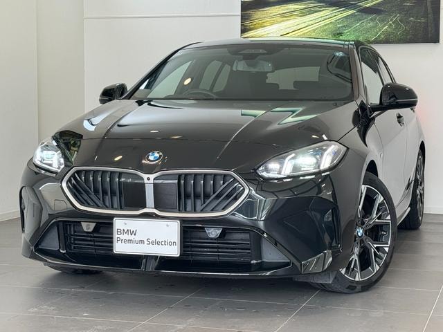 Bmw 1 SERIES 2025 — фото автомобиля 1