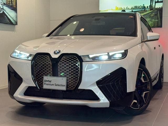 Bmw iX 2022 — фото автомобиля