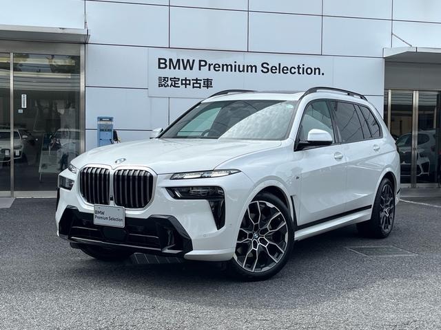 Bmw X7 2024 — фото автомобиля