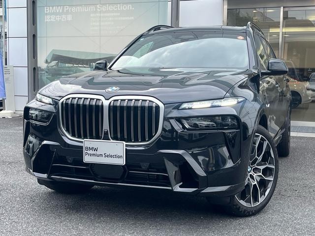Bmw X7 2025 — фото автомобиля