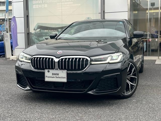 Bmw 5 SERIES 2022 — фото автомобиля 1