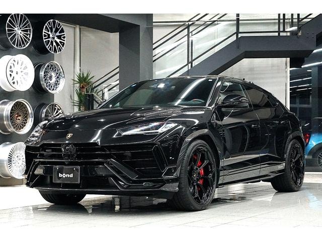 Lamborghini URUS 2024 — фото автомобиля