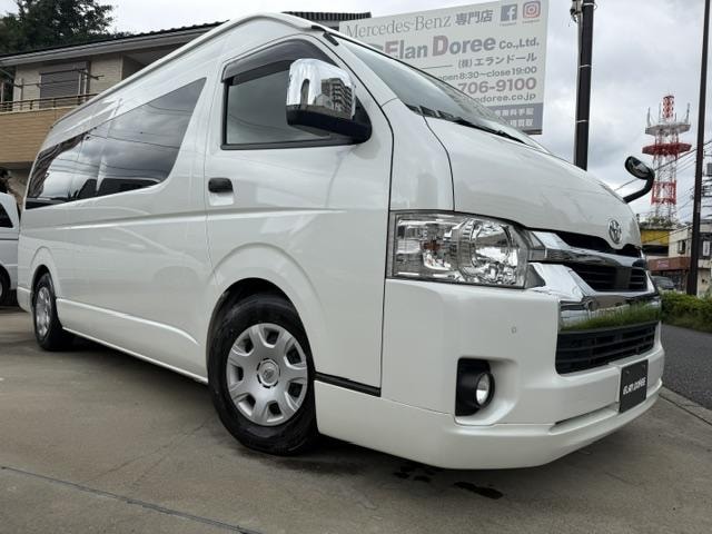 Toyota HIACE VAN 2021 — фото автомобиля