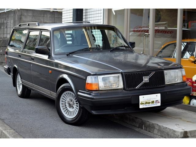 Volvo 240 WAGON 1993 — фото автомобиля 1