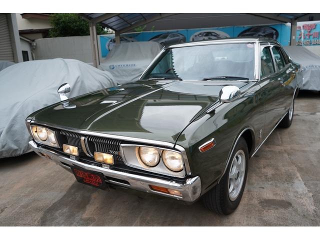 Nissan LAUREL 1974 — фото автомобиля 1