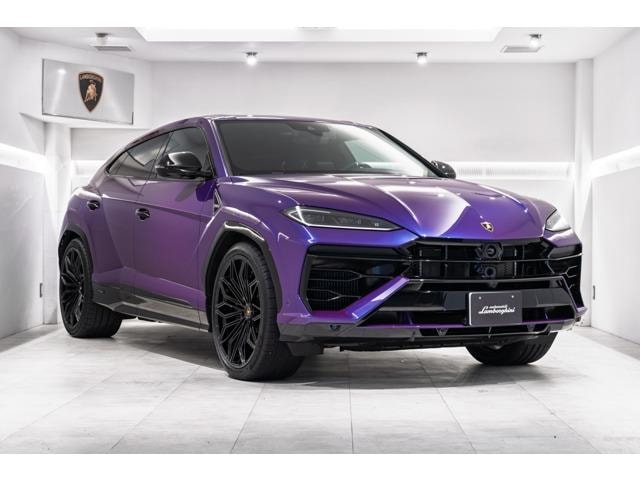 Lamborghini URUS 2025 — фото автомобиля