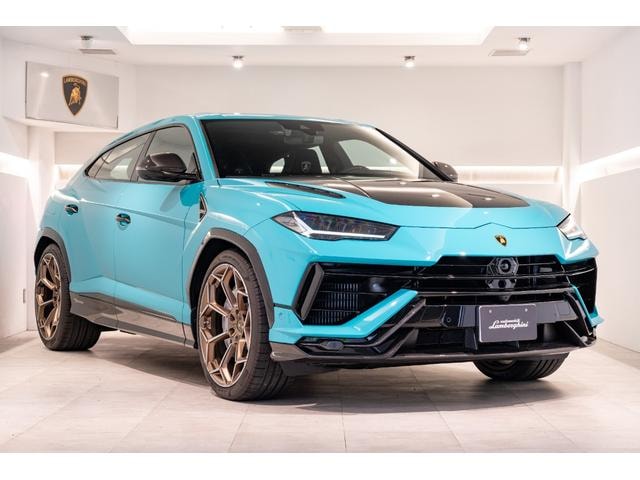 Lamborghini URUS 2025 — фото автомобиля