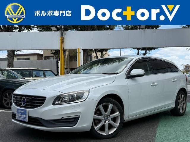 Volvo V60 2015 — фото автомобиля