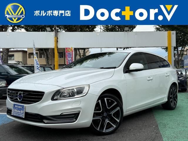 Volvo V60 2017 — фото автомобиля 1