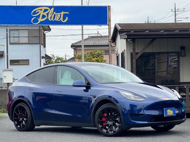 Tesla MODEL Y 2022 — фото автомобиля