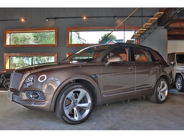 Bentley BENTAYGA 2017 — фото автомобиля 1