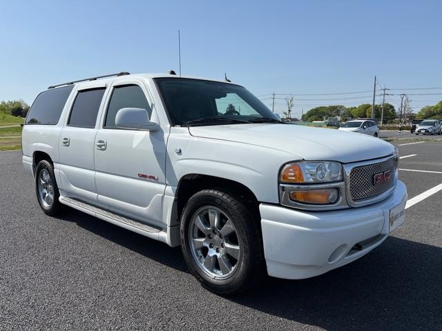 Gmc YUKON  — фото автомобиля 1
