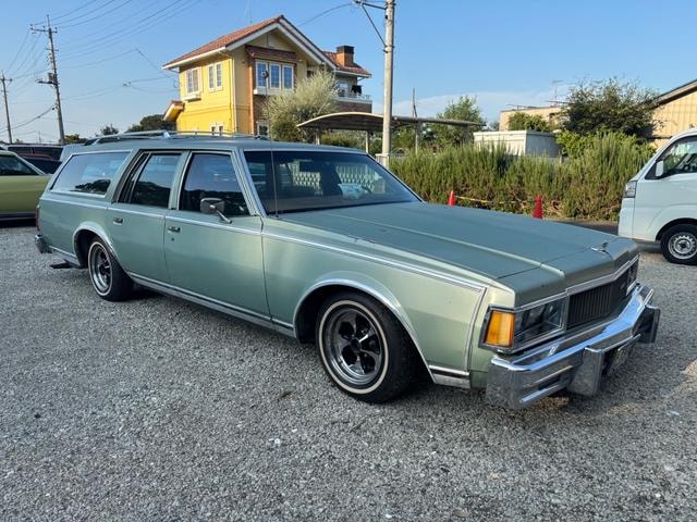 Chevrolet CAPRICE  — фото автомобиля 1