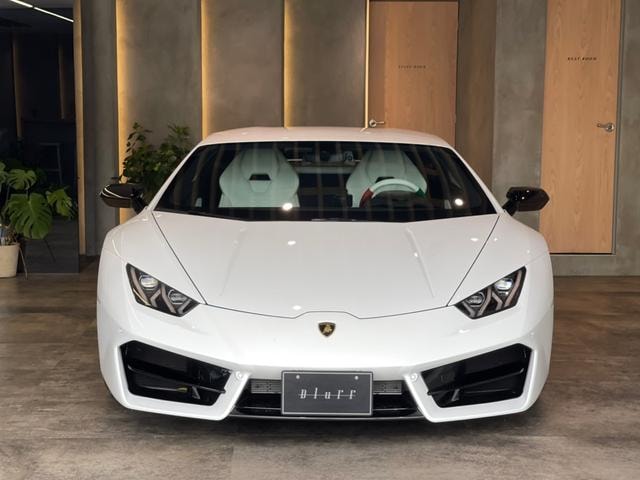 Lamborghini HURACAN 2019 — фото автомобиля