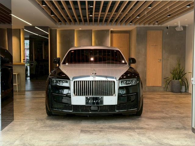 Rolls-royce GHOST 2021 — фото автомобиля